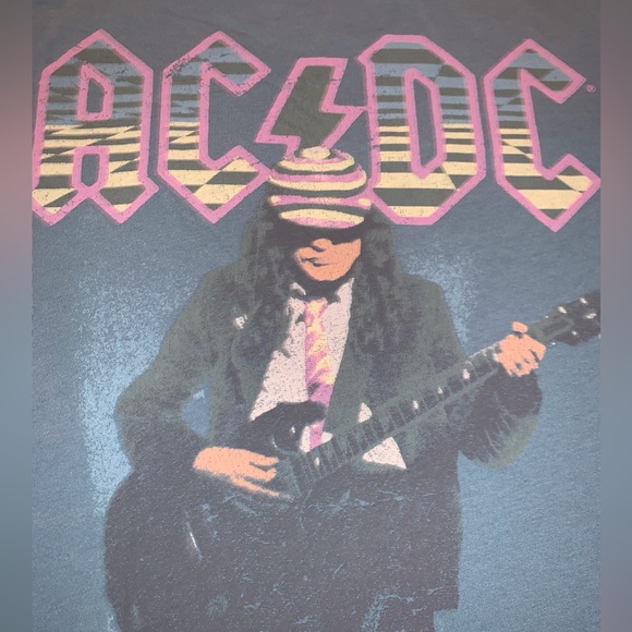 ACDC Tour Concert Tee - Picture 8 of 9